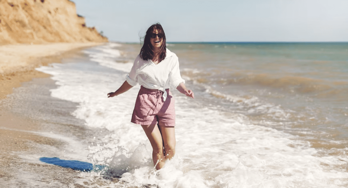 Summer Beach Vacation Outfits For Women 2